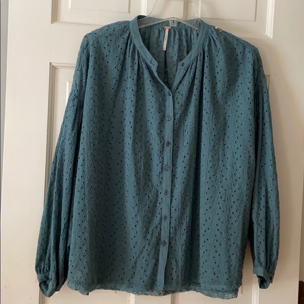 Free People Green Eyelet Top size XS NWT